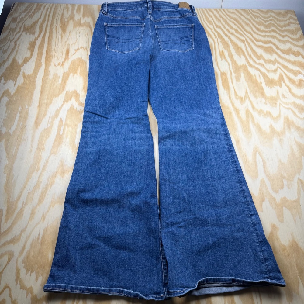 American Eagle Super High-Rise Flare Jeans 16 Long Medium Wash Patch Pockets - Picture 3 of 9